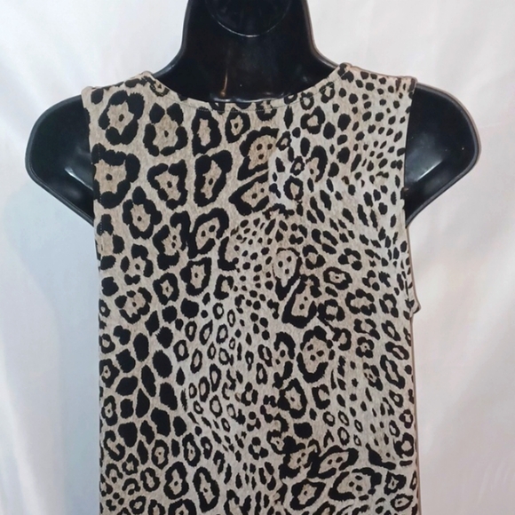 Karen Kane dress leopard print spandex blend size small with pockets! - Picture 6 of 10